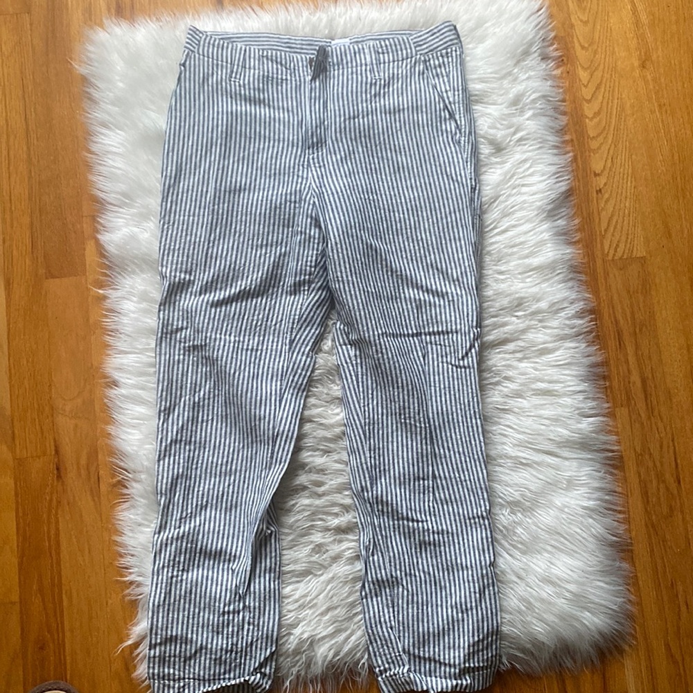 Gap girlfriend chino size 6 linen cotton blend
